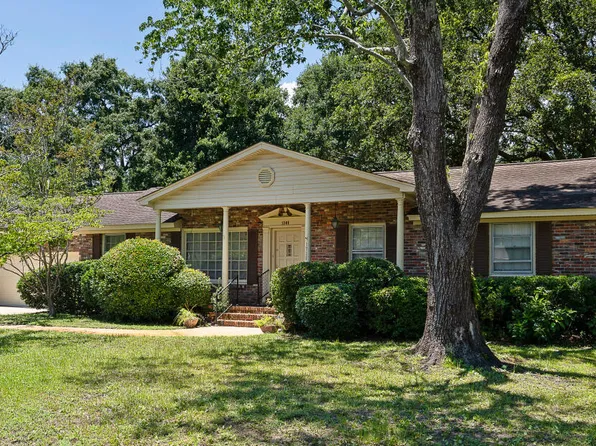 1308 Coleridge St, Charleston, SC 29407