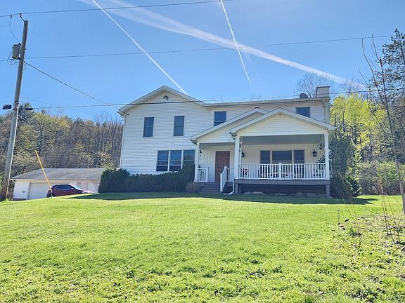 3rd image of 949 Streeter Brook Rd