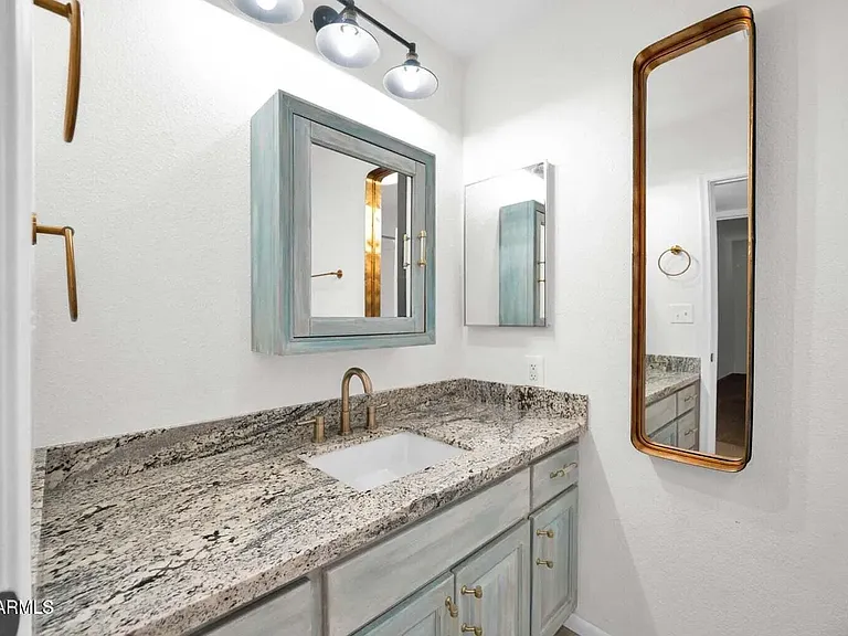 Bathroom 2.