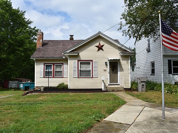 3rd image of 1024 S Morgan St