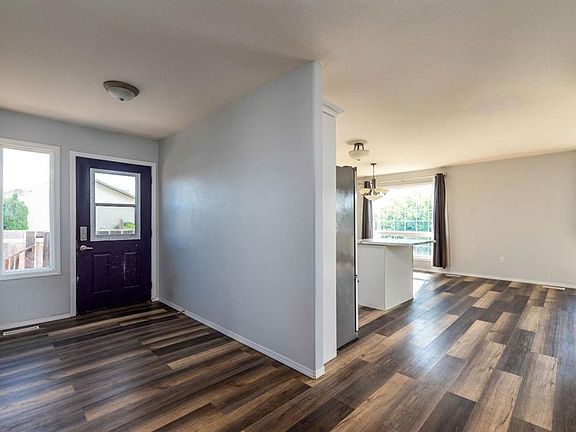 3rd image of 1501 W 49th Ave