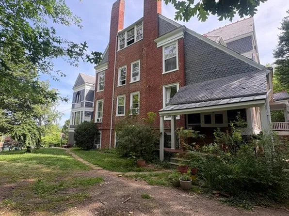 908 Cottage Ln APT 7, Charlottesville, VA 22903