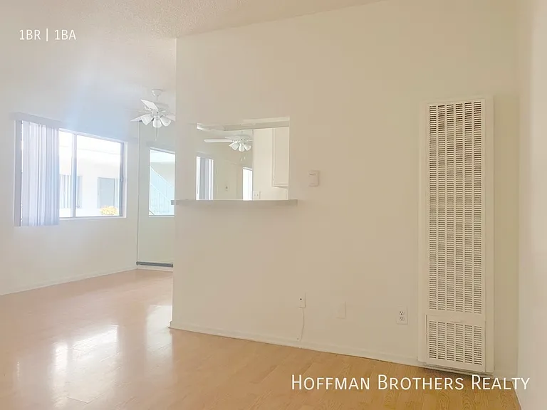 2311 S Bentley Ave #15 — Photo 3