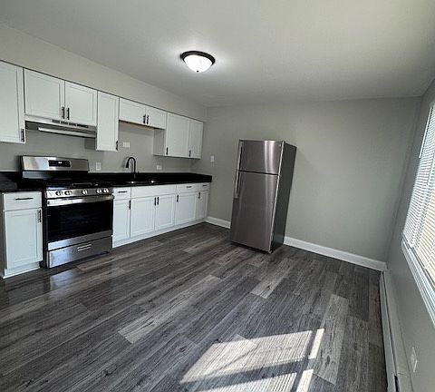 2nd image of 7050 Idaho Ave #2S