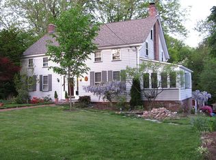 28 Homer Pl, Metuchen, NJ