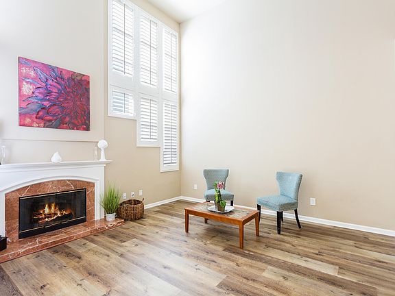 5th image of 622 High Plains Ln Unit B
