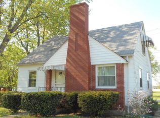 333 Jefferson Ave, Flora, IL 62839