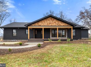 163 Redland Rd, Cross Junction, VA 22625