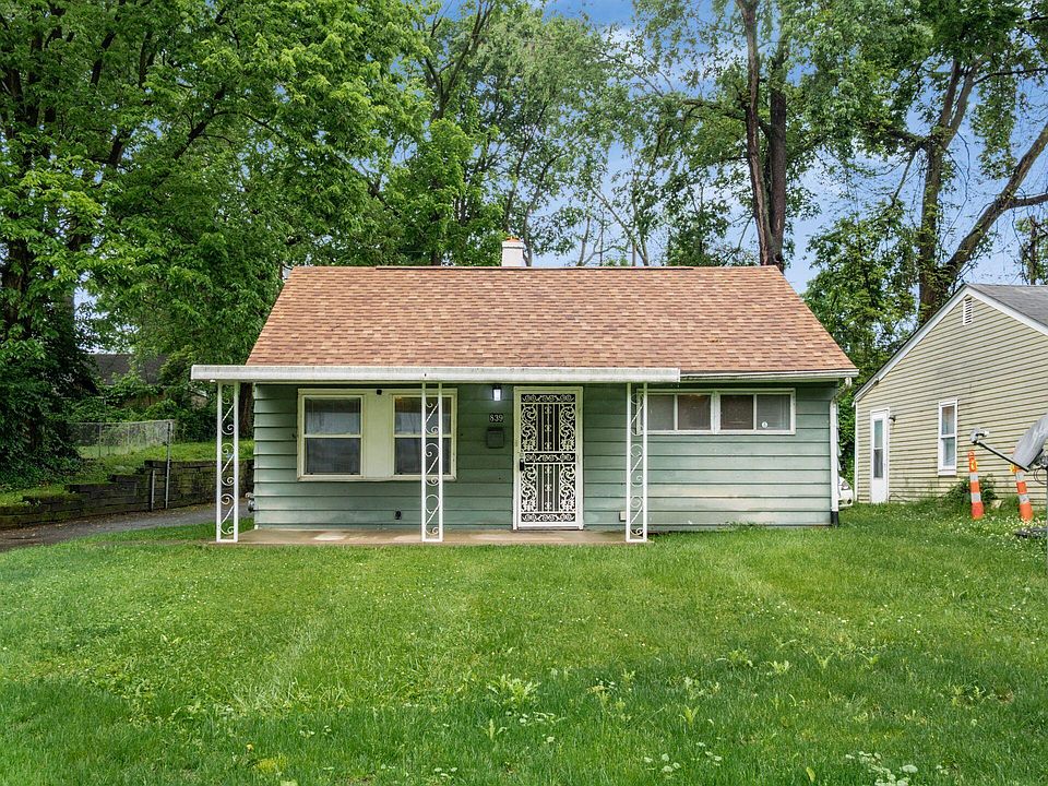 1st image of 839 Wellington Blvd