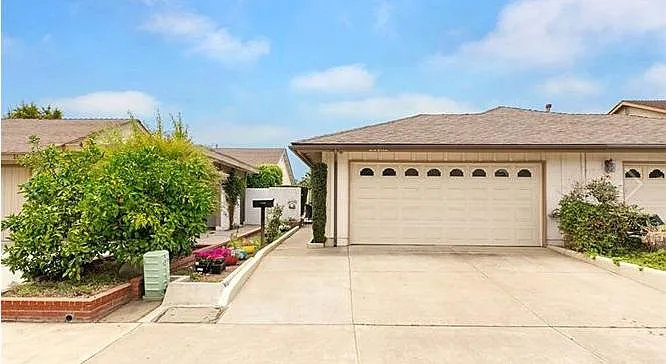 26482 Evergreen Rd — Photo 1