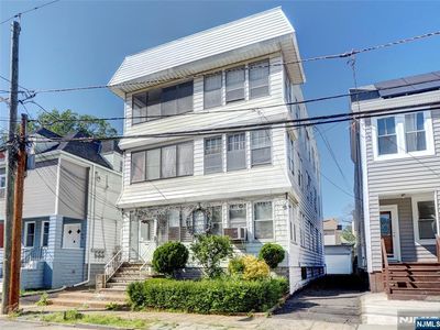 16 Allen St, Irvington, NJ, 07111