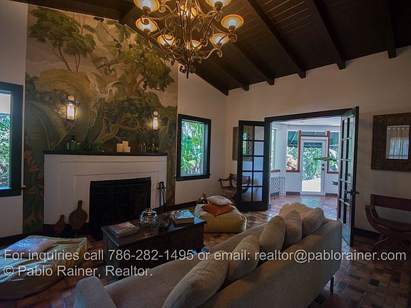 5th image of 724 NE 82nd St #0