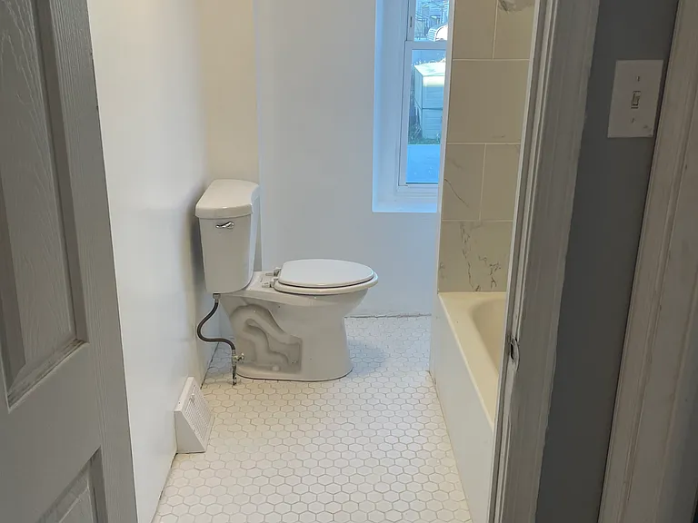 129 Ripka St — Photo 12