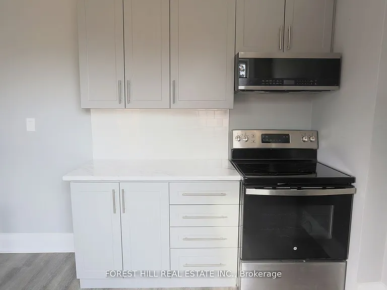 919 Kingston Rd — Photo 14