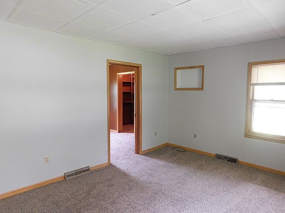 4th image of 1402 W 6th Ave