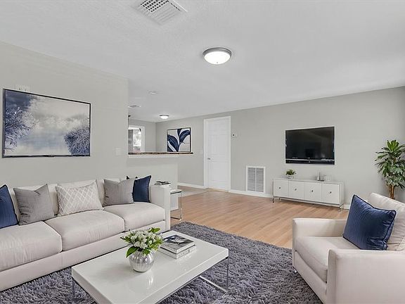 3rd image of 7037 Green St