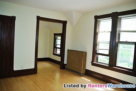 5th image of 763 Tuscarora Ave