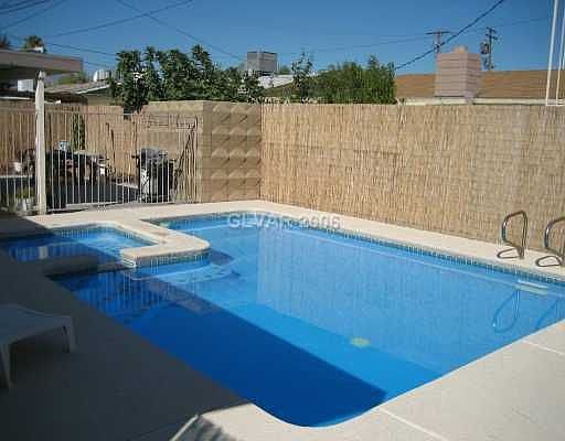 POOL/SPA