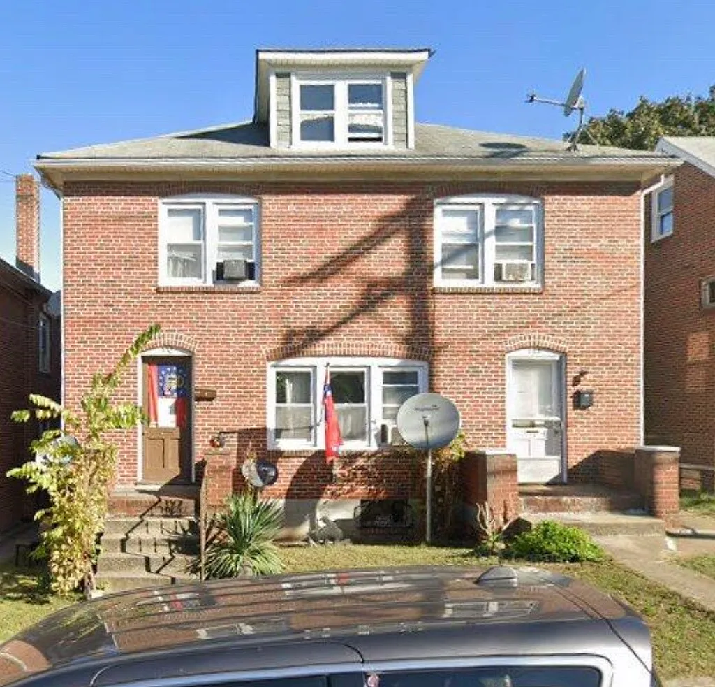 1 bed, 1000 sqft, $1,150 — Photo 2