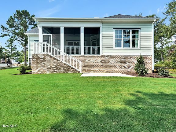 2nd image of 3836 Bay Colony Road NE #275