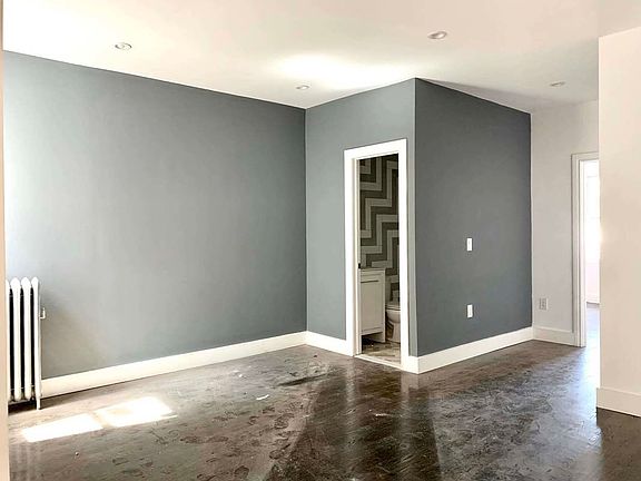 2nd image of 111-18 Farmers Blvd #2