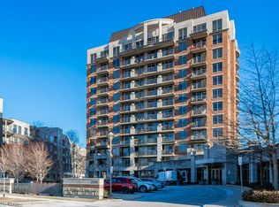2391 Central Park Dr #209, Oakville, ON L6H 0E4