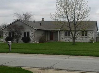 189 N Early Bird Ln, Greenwood, IN 46143