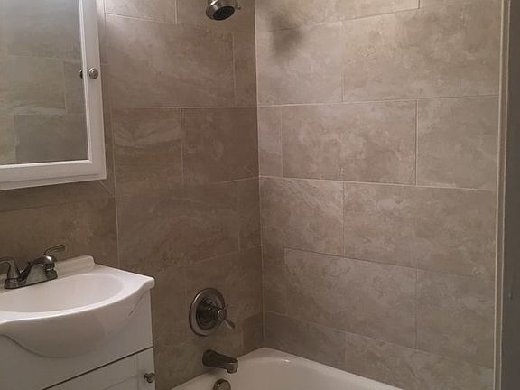 2nd image of 1415 Cook St APT 205