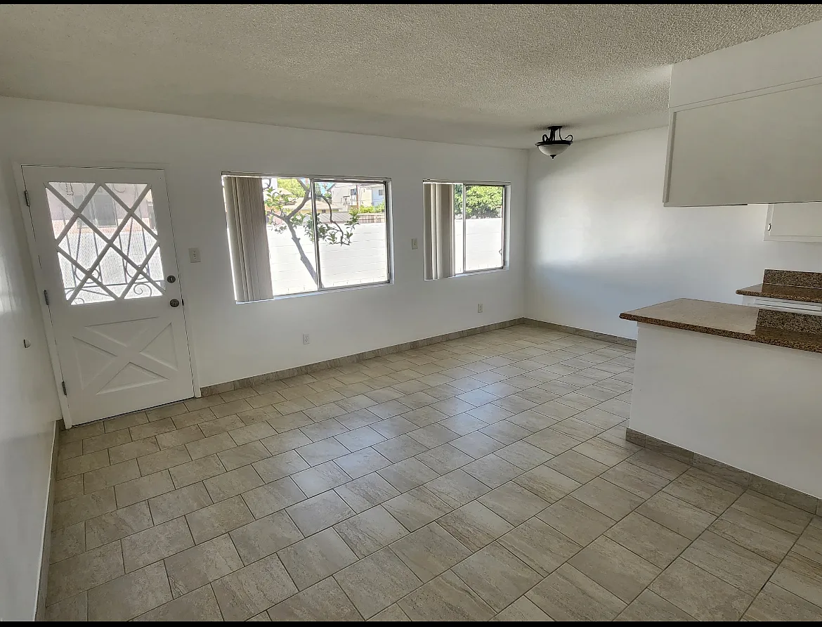 1 bed, 650 sqft, $1,900 — Photo 2