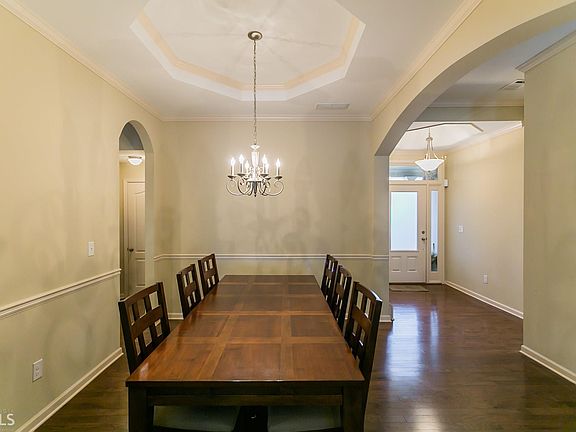 5th image of 179 Heritage Pointe