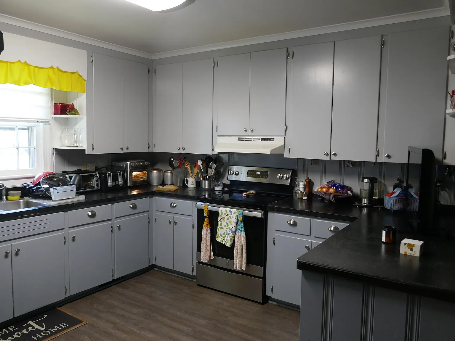 845 Halstead Blvd — Photo 3