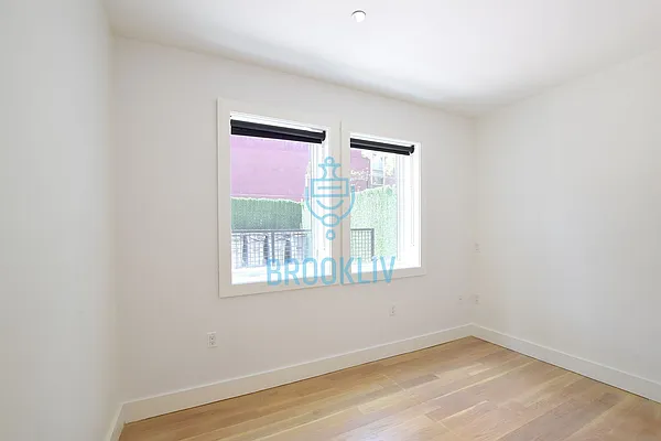 Rented by null | media 40