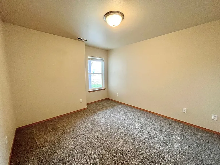 310 E 28th Ave — Photo 10
