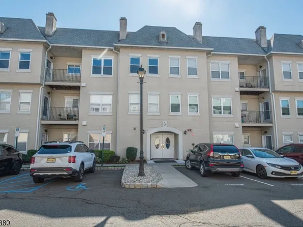 324 Brittany Dr, Wayne Twp., NJ 07470