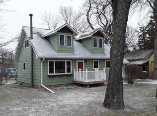 823 7th St SW, Pipestone, MN 56164