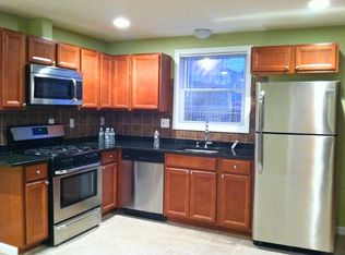 213 Newton St #1, Waltham, MA 02453