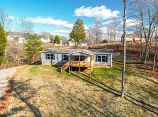 128 Allison Cove Dr, Harriman, TN 37748