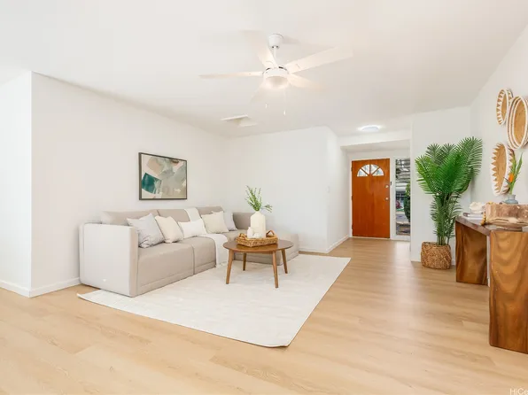 252 Anapalau St, Honolulu, HI 96825
