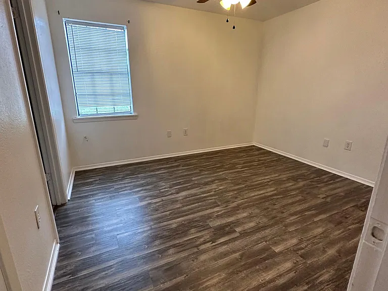 3427 S Garrett St — Photo 7
