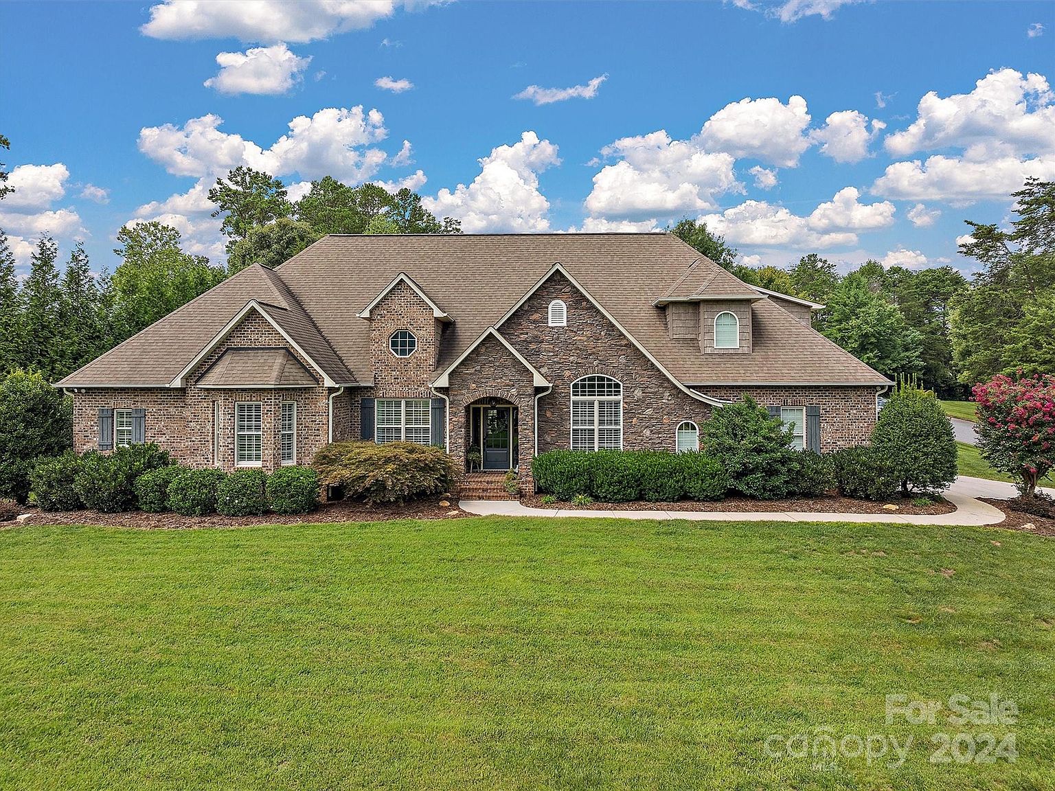 4046 Tanglewood Ln NE, Hickory, NC 28601 | Zillow
