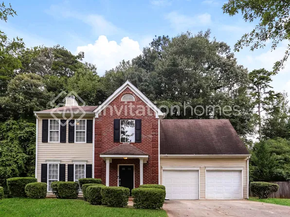 8157 Sterling Lakes Dr, Covington, GA 30014