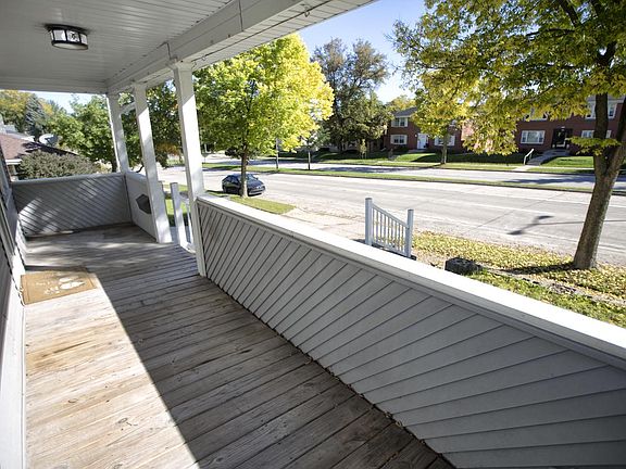 4th image of 2405 S 92nd STREET