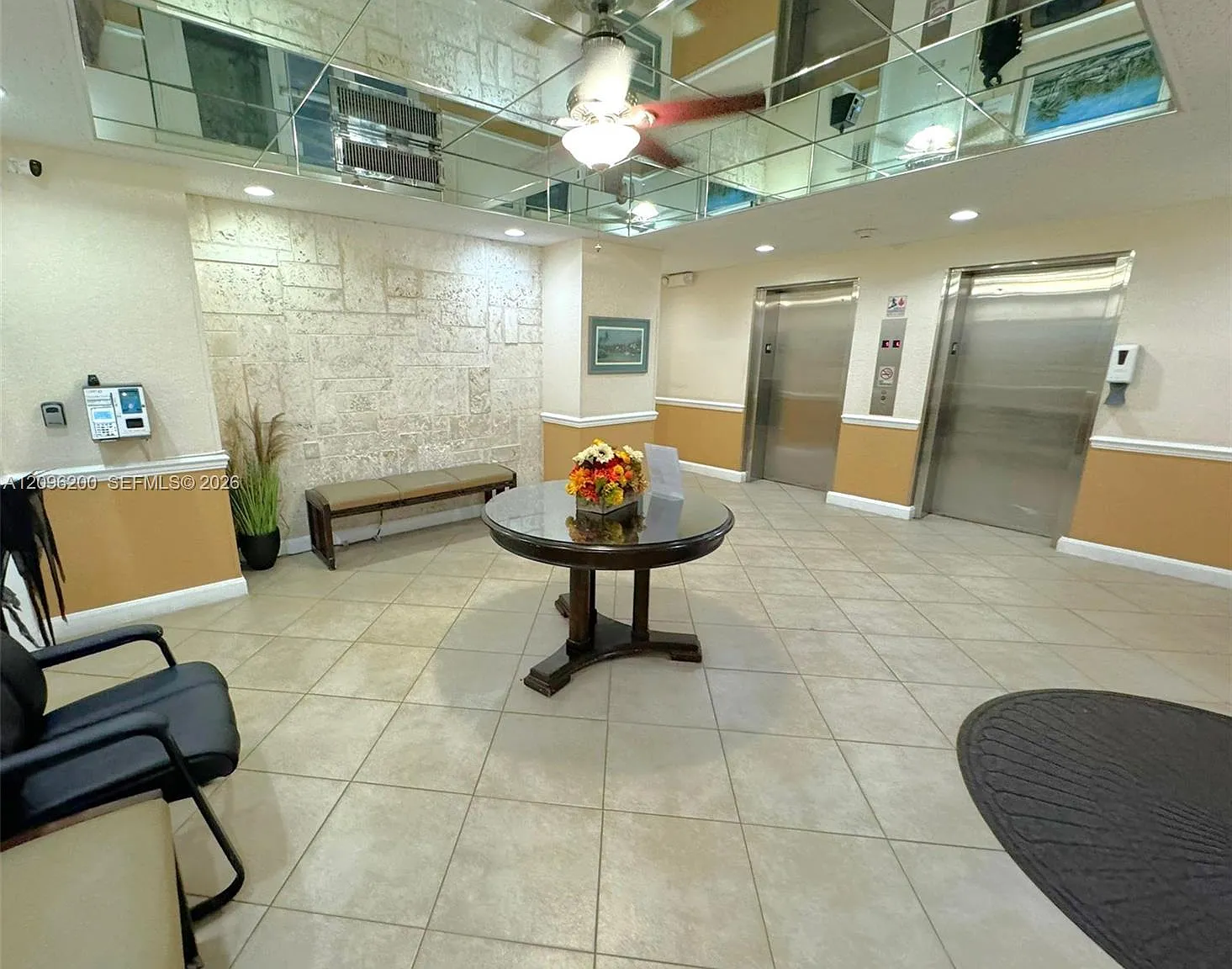 Horizon House Condo — Photo 2
