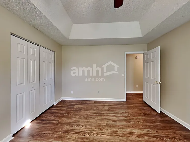 131 The Esplanade Way SW — Photo 9