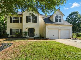 11121 Nolet Ct, Charlotte, NC 28215