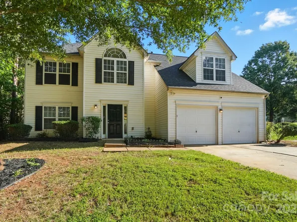 11121 Nolet Ct, Charlotte, NC 28215