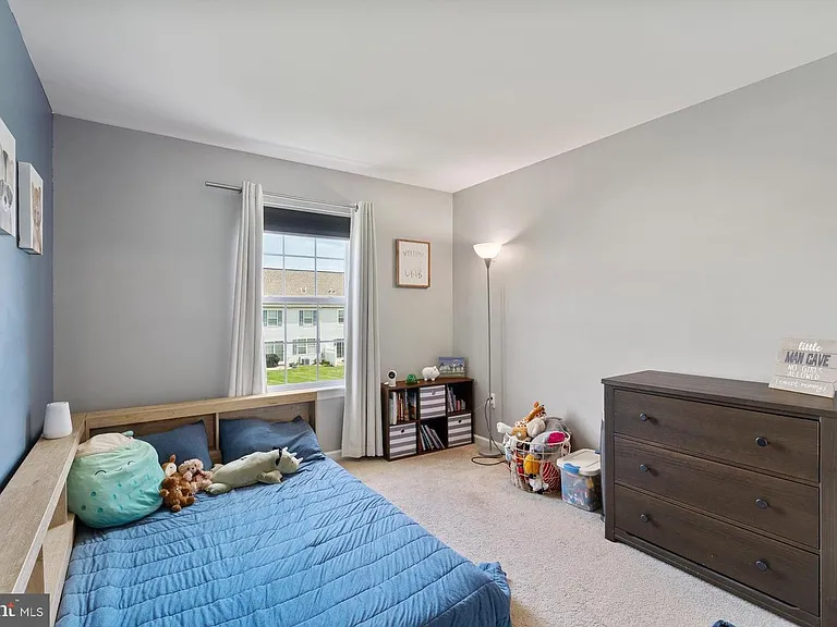 537 Brookwood Dr — Photo 13