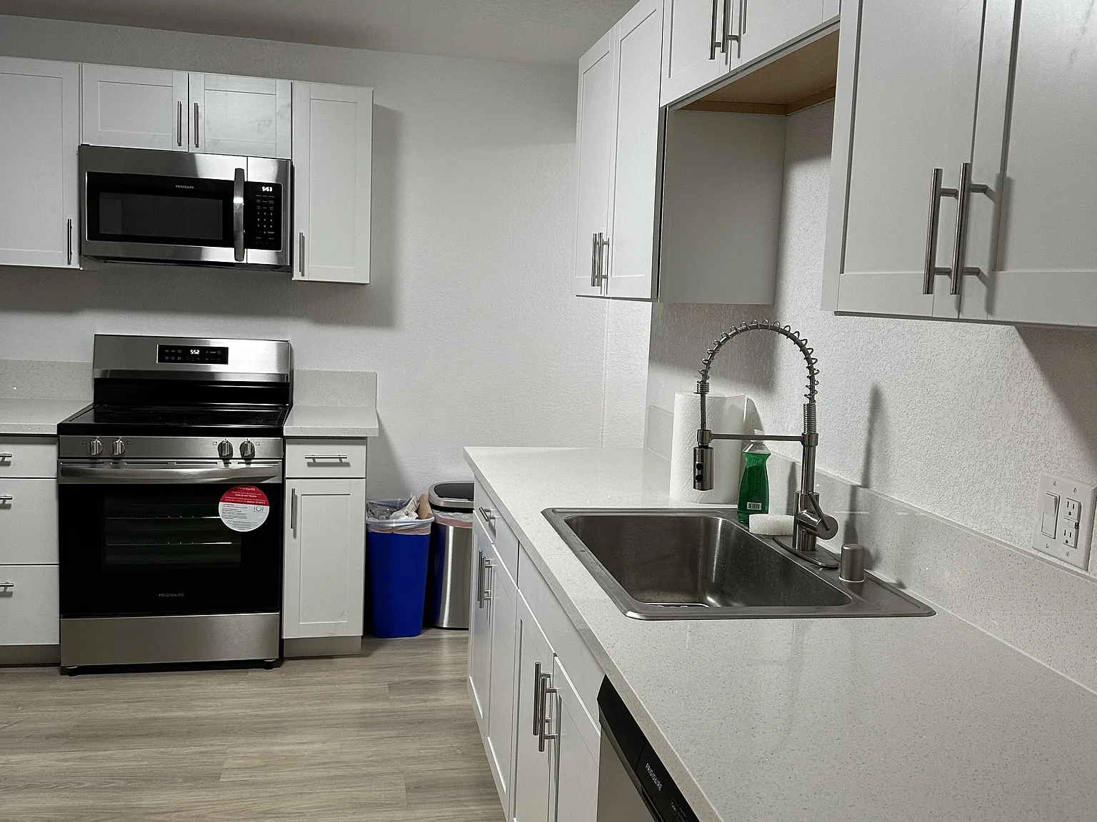 4 bed, 3.0 bath, 2455 sqft, $797 — Photo 4