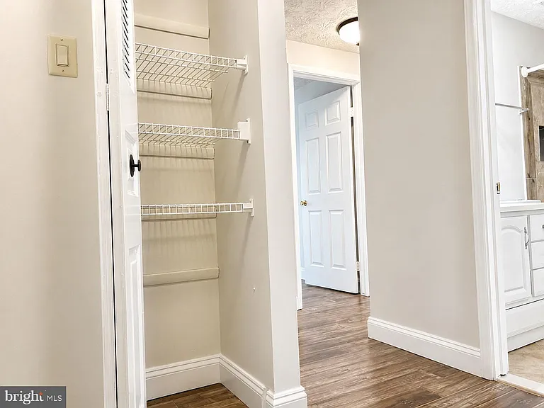 5559 Hecate Ct — Photo 9