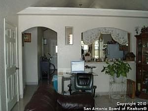 3rd image of 3831 Pettus